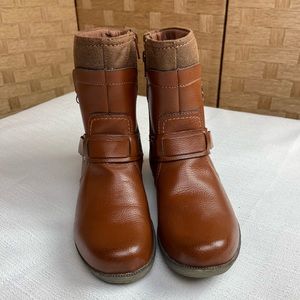 Clarks Side Zipper, Brown Leather, Ankle High Boots